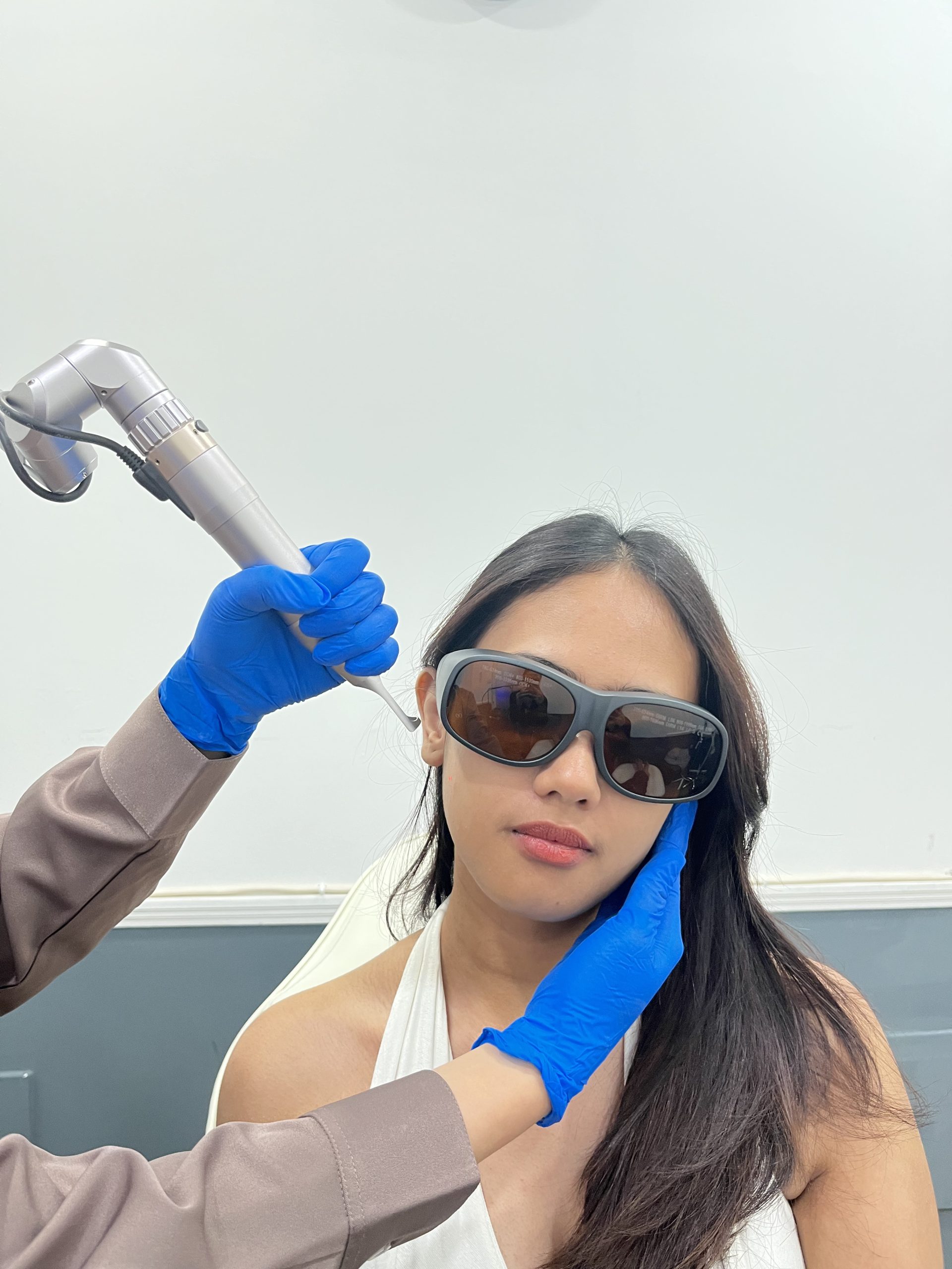 Treatment Pico Lip Bright ini berfungsi untuk mencerahkan bibir pucat & hitam, dengan hasil lebih konsisten serta risiko iritasi lebih rendah.